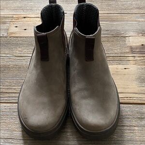 Forsake Lucie Chelsea Waterproof Leather Boots. Size 8. Loden.